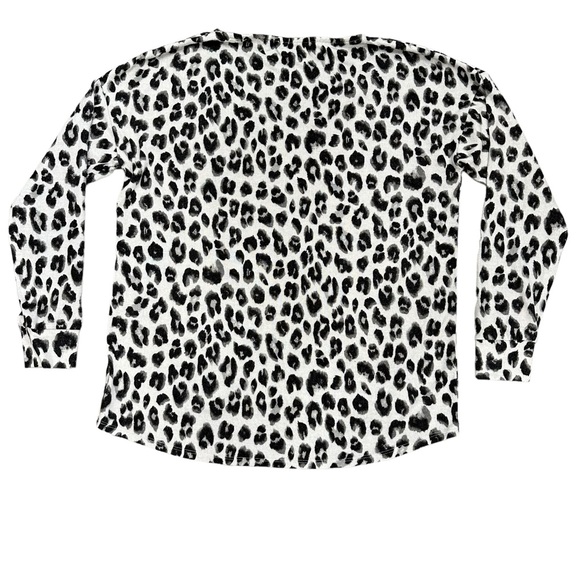 EUC - Gibsonlook Snow Leopard Fleece Top - Picture 3 of 8